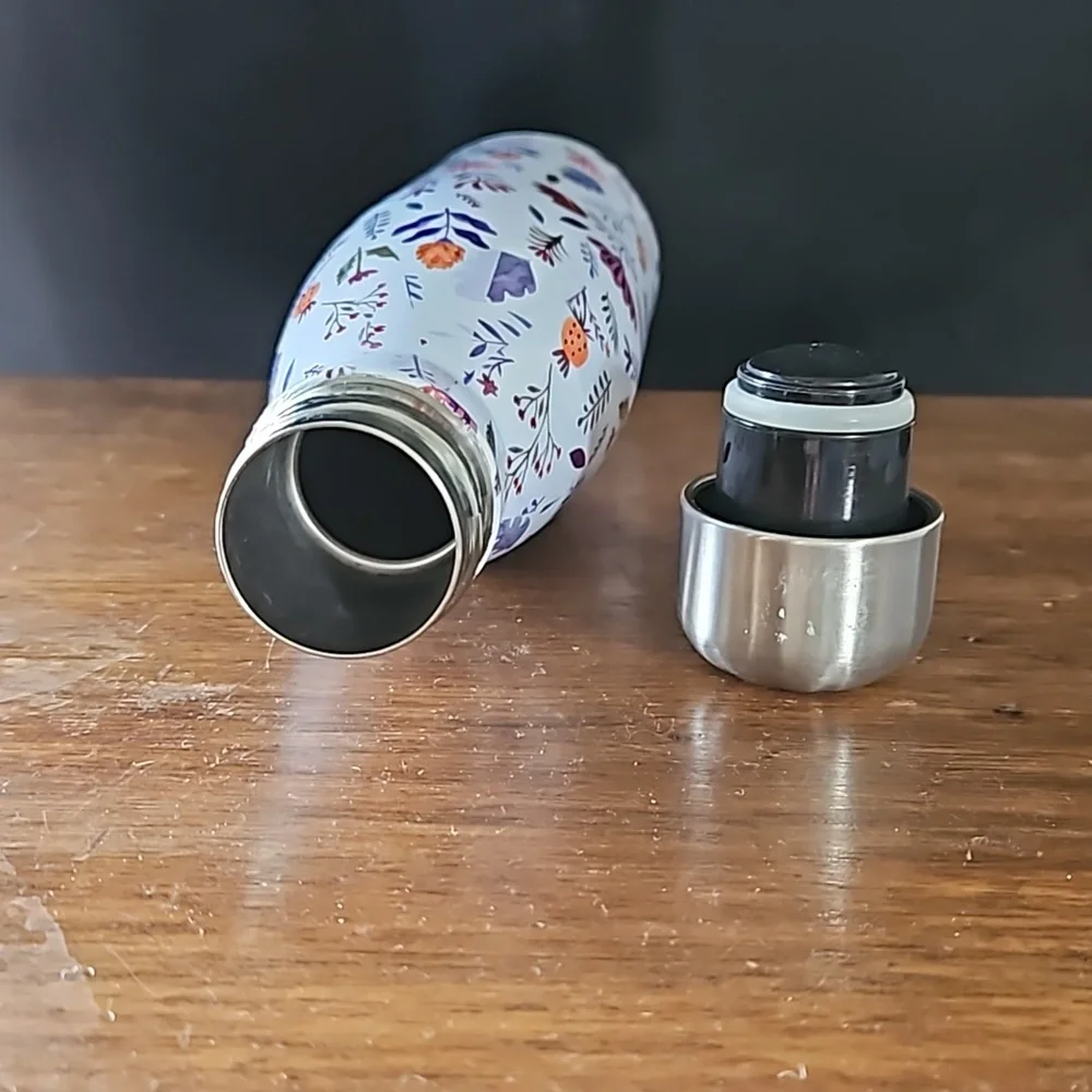 Day Spring Waterbottle - Picture 3 of 3